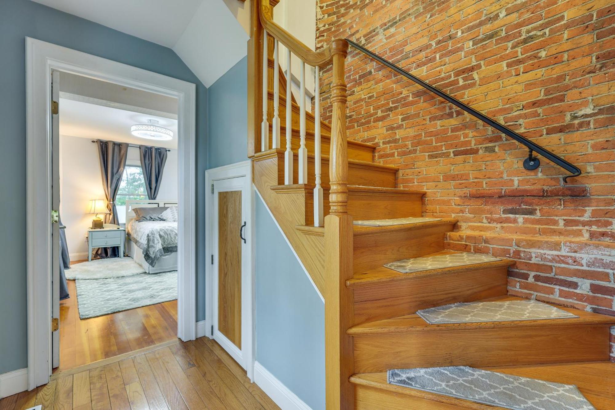 Quintessential New England Home With Patio And Grill! Putnam Esterno foto