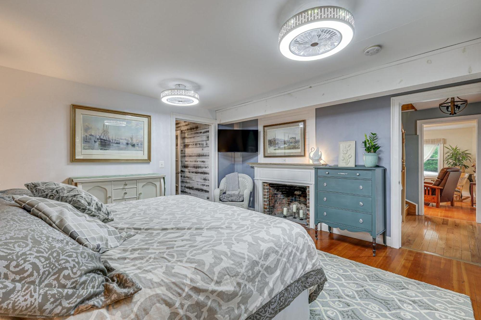 Quintessential New England Home With Patio And Grill! Putnam Esterno foto